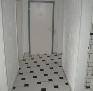 9775d7a5c3d716bc6d345d34a7ebbf3989c2d504-360x350